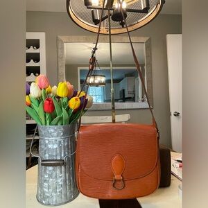 Authenticated Louis Vuitton Cognac EPI Leather St. Cloud GM Crossbody Bag